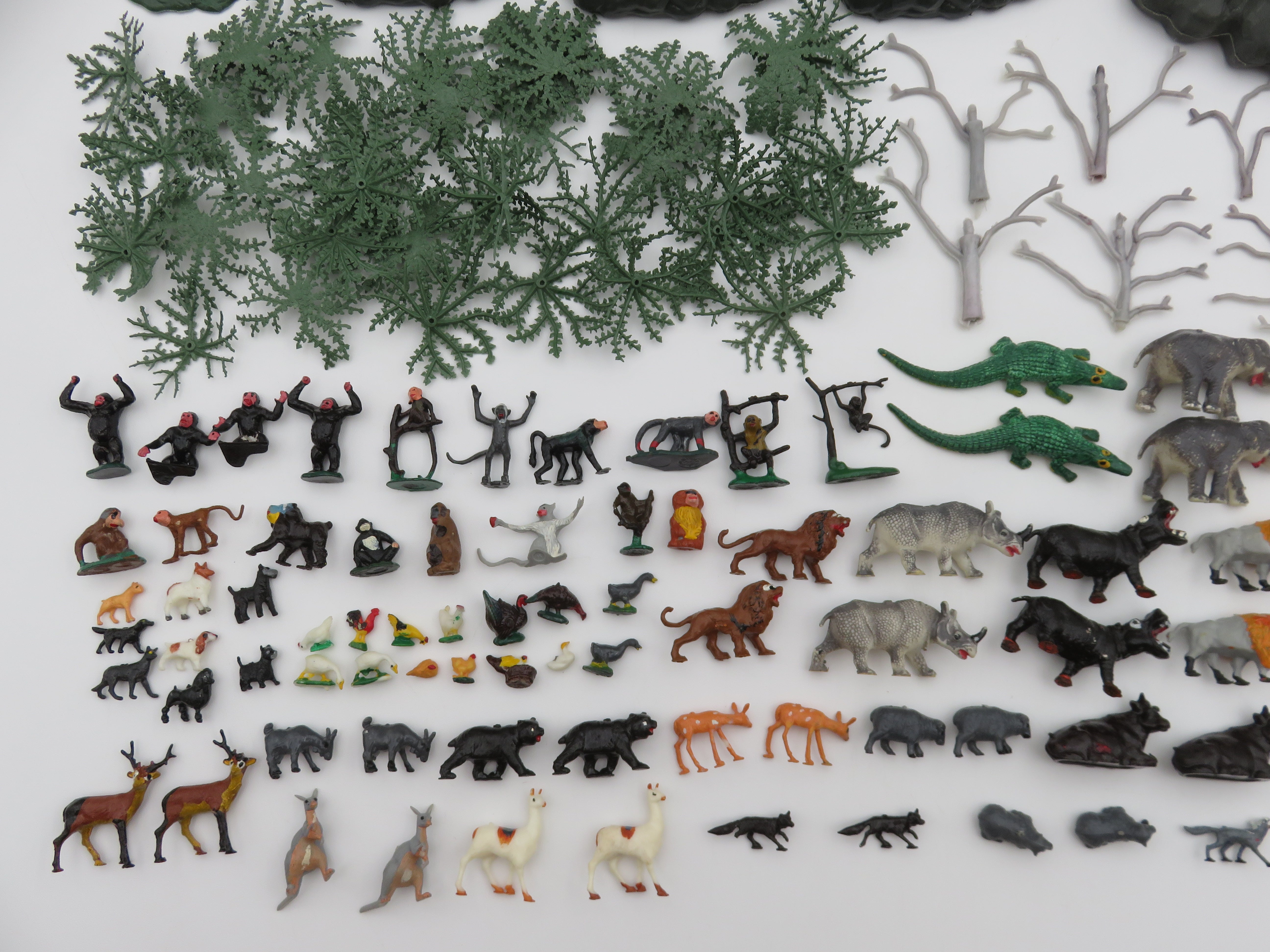 VINTAGE Noah's Ark Miniature Playset - Louis Marx & Co./Marx Toys (1965) Collectible